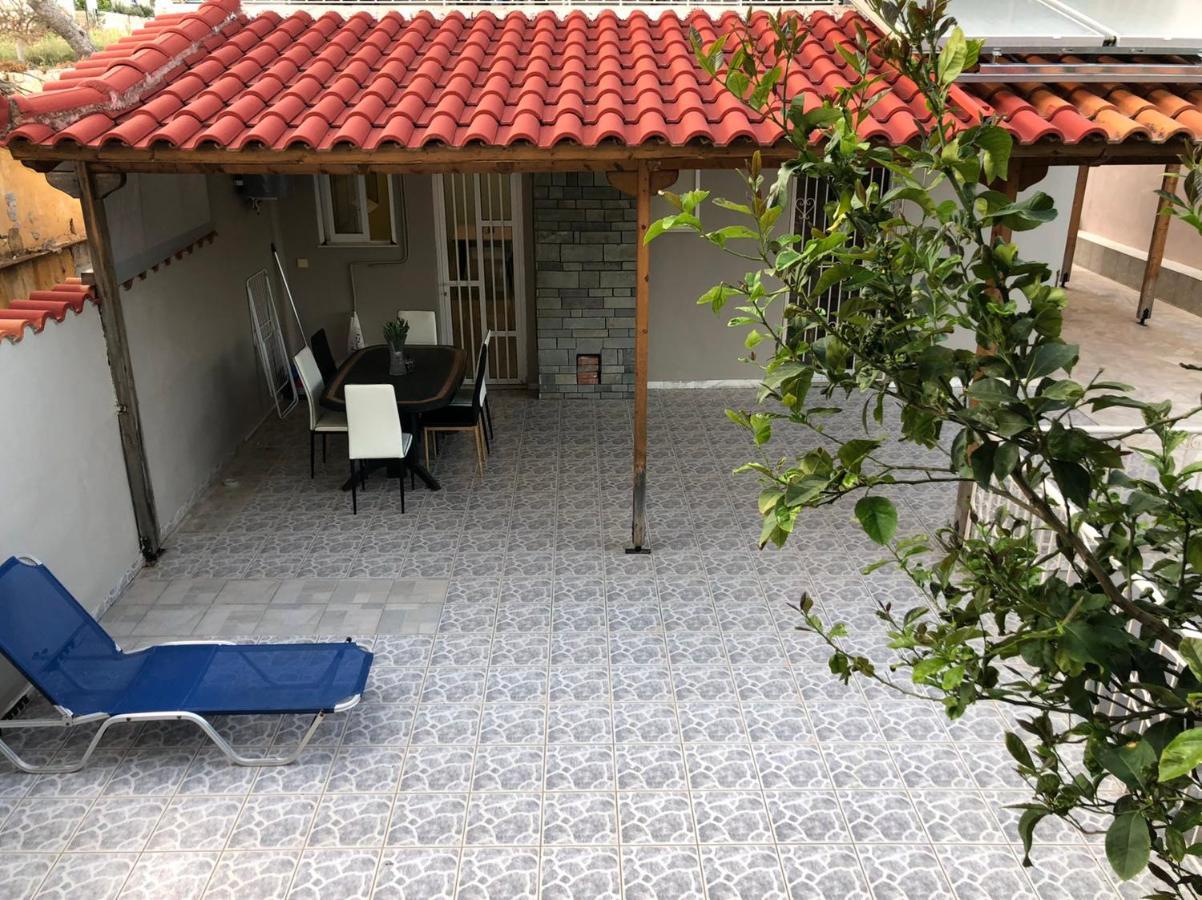 La Vita Apartments-Near Airport & Sea Луца Экстерьер фото